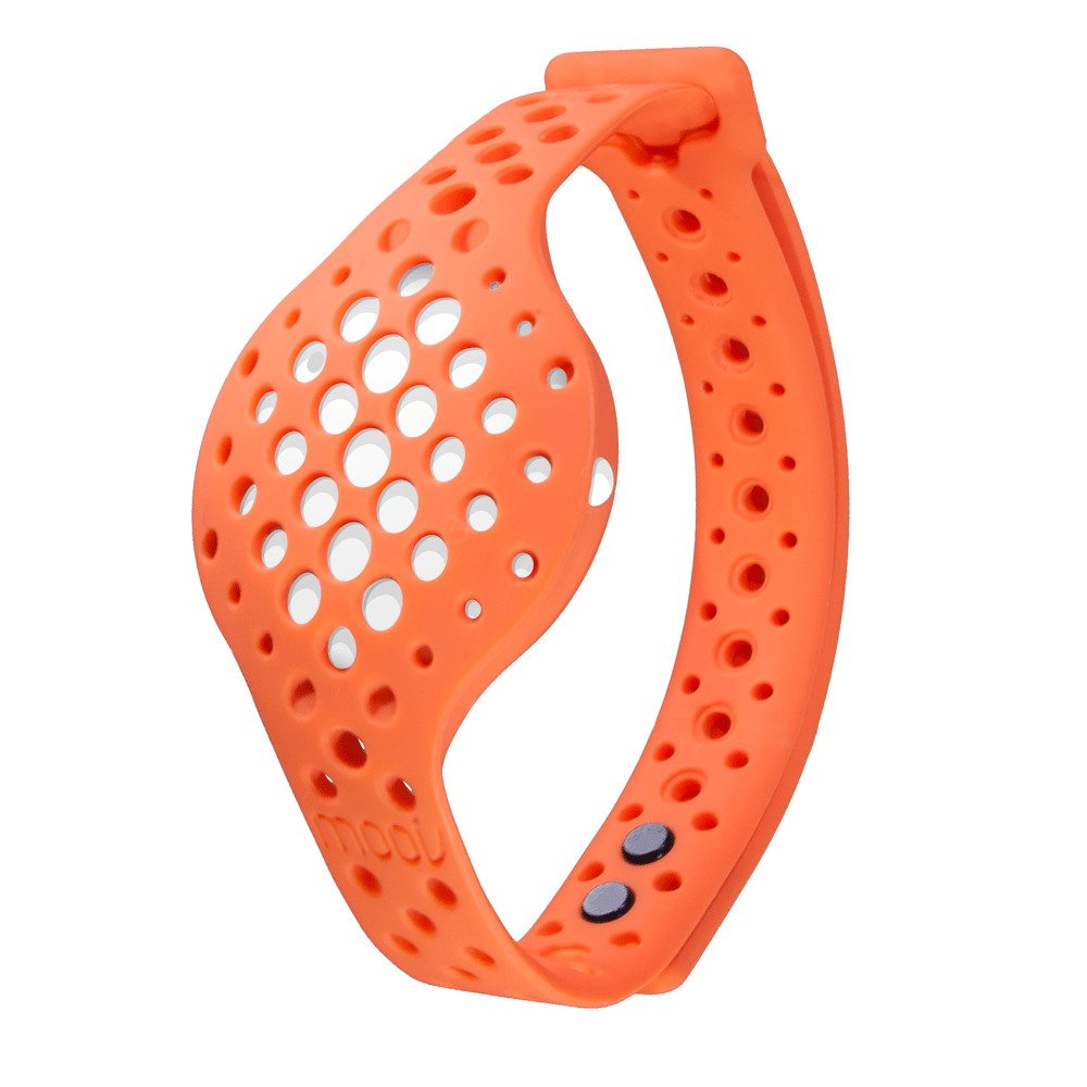 Moov-Fitness-Tracker-Orange-Band
